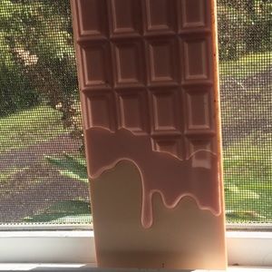 Cute blush,bronzer,highlighter,and gold highlighter